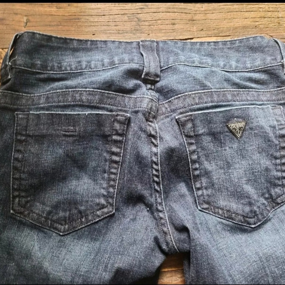 Guess Los Angeles Dark Skinny Blue Stretch Women’s Size 25x28 👖